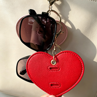 Porte-lunettes créatif en cuir PU en forme de cœur, clip portable, breloque de sac, porte-clés pour accessoire de sac à main