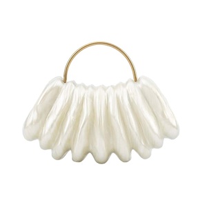 Sac de soirée plissé en acrylique pour femme, pochette marbrée avec poignée supérieure en métal, idéal pour cocktails et soirées formelles - Product Image 1