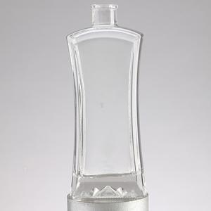 Fournisseur renommé de bouteilles en verre pour gin français, bouteille en verre pour liqueur, tequila, gin, <span class=keywords><strong>rhum</strong></span>, brandy, whisky, 500 ml, 700 ml, 750 ml, bouteille en verre Boli - Product Image 3
