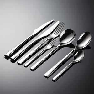 Set di Posate in Acciaio Inox 304 Stile Occidentale, Coltello Forchetta Cucchiaio con Bordo Avvolto, Spessore Maggiorato, Alta Estetica per Uso Alberghiero - Product Image 1