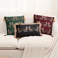 Housse de coussin décorative en velours imprimé léopard avec pompons, motif léopard