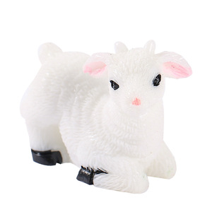 Simulated <b>Lamb</b> Moss Miniature Landscape Ornament Resin Animal Tabletop <b>Garden</b> Decor Indoor Outdoor - Product Image 5