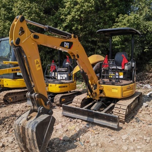 เครื่องจักรก่อสร้างมือสอง-รถขุดขนาดเล็ก CAT303E รถขุด CAT3-ton ดั้งเดิมมีจำหน่ายในราคาต่ำ - Product Image 1