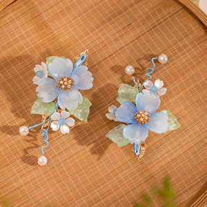 Coiffure Hanfu pour filles et enfants, pinces à cheveux de style ancien, pinces à cheveux à fleurs bleues super mignonnes, style chinois ancien - Product Image 4