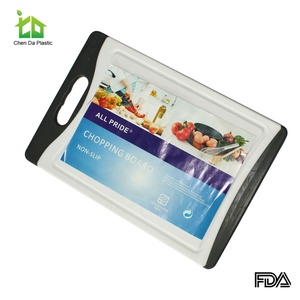 <span class=keywords><strong>Planche</strong></span> à découper carrée en PP écologique All Pride avec tailles personnalisables et options multicolores, bloc de découpe pour la cuisine - Product Image 2