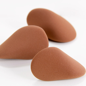 إسفنجة تجميل ناعمة جديدة خالية من اللاتكس مع تغليف مخصص وشعار خاص، إسفنجة مزج المكياج للعلامات التجارية التجميلية - Product Image 2