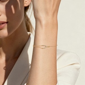 <span class=keywords><strong>Bracciale</strong></span> da <span class=keywords><strong>donna</strong></span> in <span class=keywords><strong>argento</strong></span> <span class=keywords><strong>925</strong></span> placcato oro 18 carati con fibbia a ferro di cavallo portafortuna e doppia catena, all'ingrosso - Product Image 2