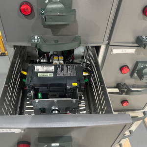 ตู้ควบคุมไฟฟ้าแรงดันต่ำ MNS/GCK/GCS/MLS IP54 มาตรฐาน CE สำหรับการซิงโครไนซ์เครื่องกำเนิดไฟฟ้าและการจ่ายไฟ - Product Image 4