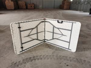 Mesa plegable de caballete de plástico de 6 pies con tapa estable de HDPE y pata de mesa fuerte Mesa plegable de 6 pies por la mejor opción - Product Image 4