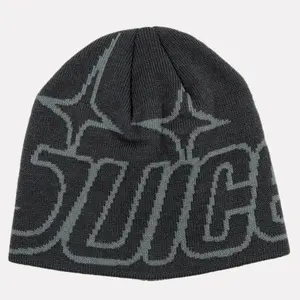 Chapeaux d'hiver tricotés chauds et colorés pour adultes OEM, chapeaux de course à pied personnalisés jacquard design étoile bonnet lourd
