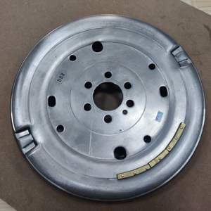 Pièces automobiles DSG 0AM <span class=keywords><strong>Kit</strong></span> d'<span class=keywords><strong>embrayage</strong></span> à double disque de <span class=keywords><strong>volant</strong></span> 0AM198142L 0AM141017CP 0AM198140B 602000100 Modèle pour voiture - Product Image 6