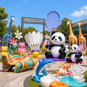Moderna Figura de Panda con Raqueta de FRP, Escultura de Fibra de Vidrio para Instalación Artística en Exteriores de Plazas Comerciales - Product Image 6
