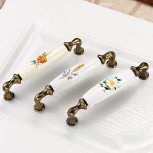 Kenop Keramik Eropa untuk Lemari, Kabinet, dan Laci dengan Jarak Lubang 96/128mm - Product Image 1