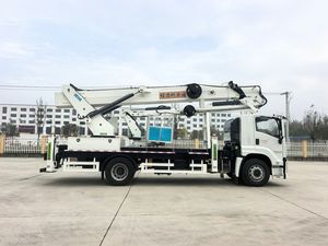 รถบรรทุกติดตั้งแท่นยกคนและสินค้า ISUZU Giga 45 เมตร รุ่นที่สูงสุด พร้อมบูมยืดหดได้ 8 ท่อน สำหรับยกคนและสินค้าสูงพิเศษ - Product Image 6