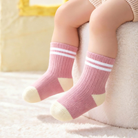 4 paires de chaussettes pour bébé, chaussettes pour garçons et filles, chaussettes en coton pour nourrissons et tout-petits, chaussettes de maison pour 3 mois à 3 ans, ensemble de chaussettes douces et confortables