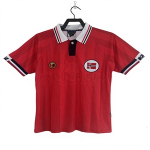 Shorts de football rétro pour hommes de qualité thaïlandaise en polyester/nylon – Vente en gros - Product Image 3