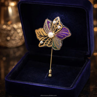 Broche Papillon Brodé à la Main de Luxe, Style Papillon Printanier Yunjin, Épingle Artistique en Brocart de la Marque Silkvivre pour Décoration Intérieure
