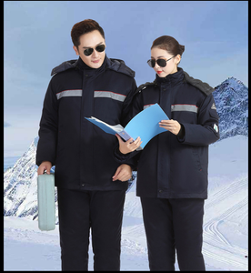 HBOS01 Traje de Invierno Antiestático, Impermeable y Cortavientos con Aislamiento Térmico para Estaciones de Servicio, con Cinta Reflectante - Product Image 4