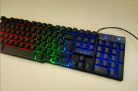 Clavier mécanique de jeu multilingue à 104 touches (russe/espagnol/arabe) - Rétroéclairage RVB, conception filaire silencieuse et ergonomique pour les joueurs professionnels