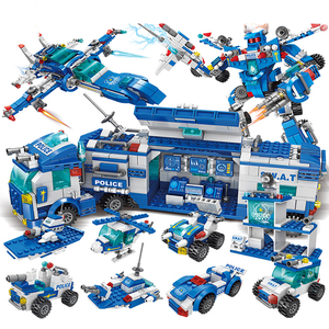 Lele Brother 700 Pezzi 8 in 3 MOC Città Stazione Camion Veicolo Robotico Mattoncini con Personaggi Poliziotto Giocattoli da Costruzione - Product Image 1