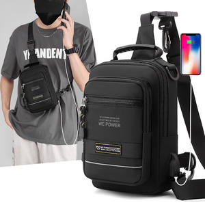 WePower Bolso de pecho para hombre, negro, impermeable, con carga USB, para uso deportivo, de ocio y viajes al aire libre - Product Image 4