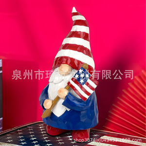 ตุ๊กตาคนแคระลายธงชาติอเมริกัน 2 ชิ้น เรซินสังเคราะห์ ของตกแต่งวันชาติอเมริกา สำหรับตกแต่งห้องนั่งเล่น ห้องนอน โต๊ะ - Product Image 3