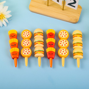 ปากกาบีบคลายเครียดรูปเบอร์เกอร์และเฟรนช์ฟรายส์น่ารัก ทำจาก TPE นุ่ม พกพาสะดวก ของเล่นสำหรับเด็กอายุ 8-13 ปี เหมาะสำหรับทุกเพศทุกวัย ใช้เป็นเครื่องเขียนเพื่อการเรียนรู้ - Product Image 4