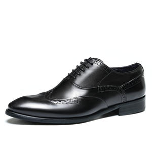 Zapatos de hombre de cuero genuino hechos a mano de alta gama, informales, transpirables, lujosos, formales para negocios, bodas y ocasiones especiales. - Product Image 2