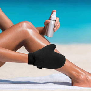 Kit d'accessoires auto-bronzants Tan Remover : Gant exfoliant, applicateur dorsal facile à utiliser, pinceau applicateur pour le visage et les mains - Product Image 3