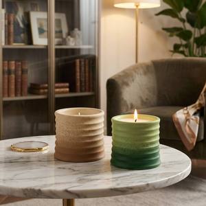 Candela Profumata Artigianale Cilindrica con Design a Motivi, in Ceramica, Lunga Durata 60 Ore, Cera di Soia Fragrante per Camera da Letto e Soggiorno - Product Image 1