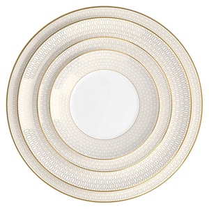 Nouveau Service de Table Tendance en Porcelaine Fine pour Hôtellerie et Banquet, Assiettes à Bord <span class=keywords><strong>Doré</strong></span> pour Mariage - Product Image 1