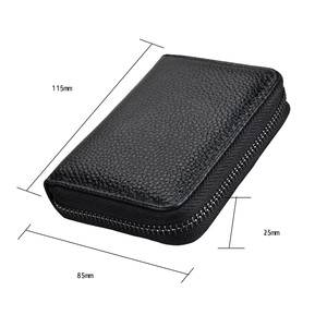 Porta-cartões de Couro Genuíno de Alta Capacidade com Doze Slots para Cartões, Proteção RFID, Janela Transparente para Identificação, Perfil Fino para Bolso ou Bolsa - Product Image 2
