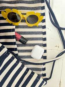 Nouveau Sac Fourre-tout Quotidien en Toile Rayée Grande Capacité pour Femme avec Fermeture Éclair, en Coton PC Économique, Personnalisable avec Logo, Idéal pour la Plage - Product Image 2