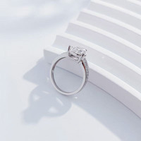 Anello di Lusso con Diamante Sintetico a Goccia, Taglio a Pera, in Platino PT950, Gioiello Raffinato per Fidanzamento e Matrimonio