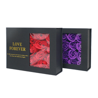 Rouge à lèvres de luxe, maquillage, parfum, emballage, boîtes cadeaux, fleur de rose, carton, papier cosmétique, boîte de gloss