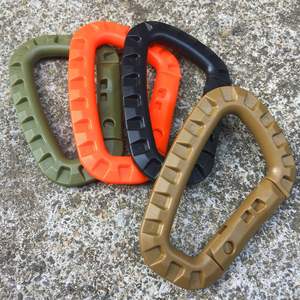 Mosquetón <span class=keywords><strong>de</strong></span> Plástico <span class=keywords><strong>de</strong></span> Alta Calidad Tipo D para Colgar Rápido, Gancho para Exteriores, Hebilla para Colgar Mochilas Grandes - Product Image 3