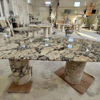 Table à manger Viola personnalisée en marbre Calacatta Viola de Turquie, design élégant pour les projets résidentiels et hôteliers
