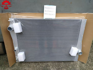 MYGT radiatore per auto di alta qualità adatto per <span class=keywords><strong>BMW</strong></span> 7x5 X6-E71-40 spessore 17117533472 F10-17117570093 serbatoio dell'<span class=keywords><strong>acqua</strong></span> interamente in alluminio - Product Image 3