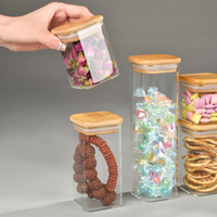 Pot en verre carré de qualité alimentaire avec couvercle hermétique en bambou. Idéal pour ranger le café, le sucre, les biscuits et autres produits alimentaires