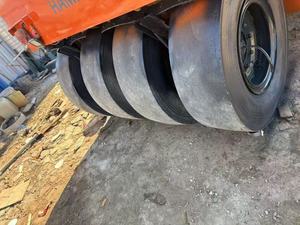 Compacteur routier d'occasion Premium Hamm HDGRW10 avec chargeur frontal et moteur TCM, 6 tonnes, roulement d'origine, à vendre - Product Image 4