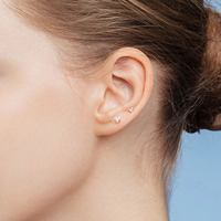 Boucle d'oreille labret en titane G23, étoile, cœur, zircon, mode, or, boucles d'oreille pour lèvres, hélix, cartilage, lobe, daith, bijoux fins pour piercing corporel