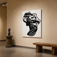 Toile encadrée « Femme Africaine en Safari » pour décoration économique en gros, idéale pour la location à court terme, les résidences, les condos, les espaces d'accueil et les propriétés.