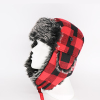 Gorro Ushanka de Piel Sintética con Orejeras y Estampado Digital, Diseño a Cuadros Buffalo, Térmico para Invierno, Actividades al Aire Libre y Viajes