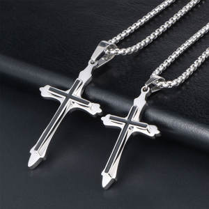 Collier pendentif croix en acier inoxydable plaqué argent, hypoallergénique, non ternissant, poli miroir, délicat, pour hommes, vente en gros sur mesure - Product Image 5