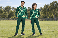 Ensemble veste et pantalon d'entraînement de football personnalisés, coordonnez les couleurs du club et les graphiques des panneaux avec les noms pour votre liste de joueurs