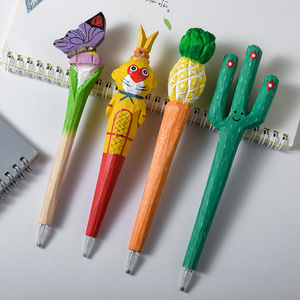 <span class=keywords><strong>Stylo</strong></span> créatif en bois massif sculpté à la main, design girafe mignon de dessin animé - Recharge à bille DIY, encre noire, impression numérique, 15 cm, pour le bureau - Product Image 3