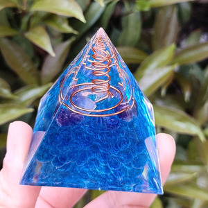 <b>Crystal</b> <b>Chip</b> Pyramid Resin Epoxy Craft Desktop Ornament Blue Glass Home Decoration - Product Image 4