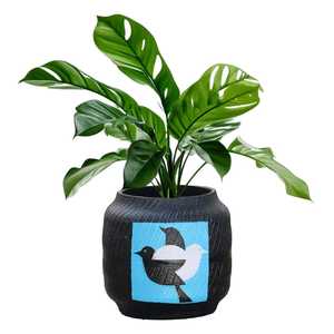 Macetero Decorativo de Sobremesa, Soporte para Plantas Negras, Elegante Maceta para Interiores, Decoración del Hogar, Sala de Estar, Oficina, Escritorio - Product Image 1