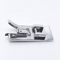 Pied presseur pour machine à coudre Overlock Overcast SA135, compatible avec toutes les machines à coudre à tige basse, à fixation rapide, Singer, Brother, Babylock, etc. 7YJ222