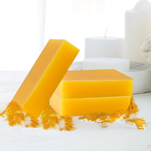 Savon naturel au curcuma et à l'acide kojique pour éclaircir la peau, éliminer les taches brunes, savon nettoyant pour le visage et le corps bio - Product Image 3